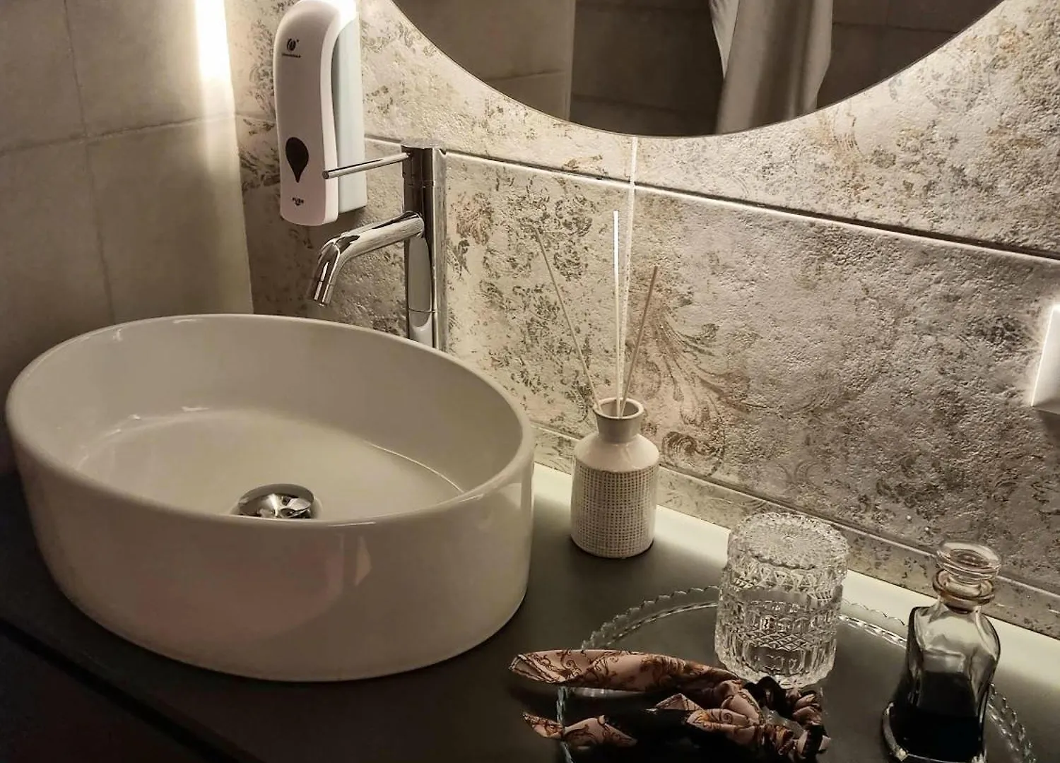 Downtown Maqueda Apartman Palermo 0*,